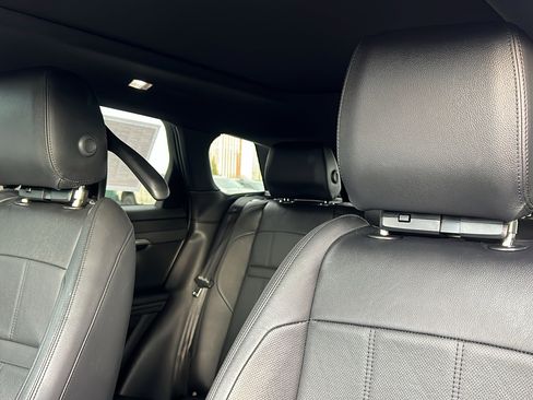 Used 2023 Land Rover Range Rover Evoque R-Dynamic S image 17