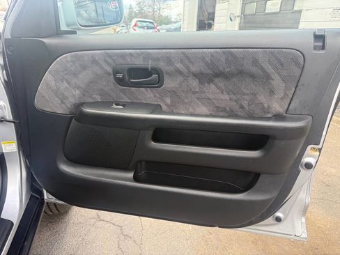 Used 2004 Honda CR-V EX image 25