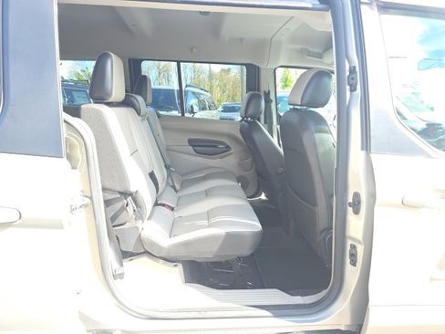 Used 2014 Ford Transit Connect Titanium image 23
