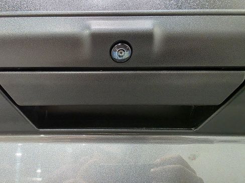 Used 2022 Ford F150 XLT image 25