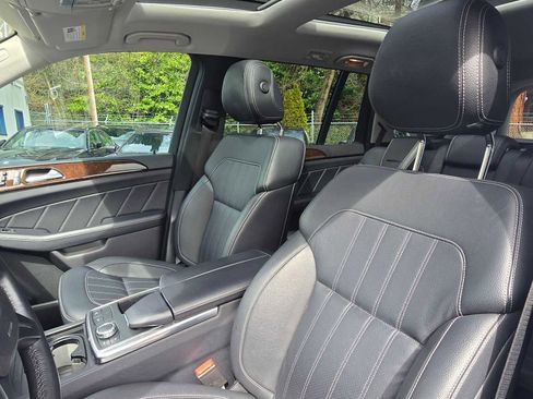 Used 2015 Mercedes-Benz GL 450 GL 450 image 22