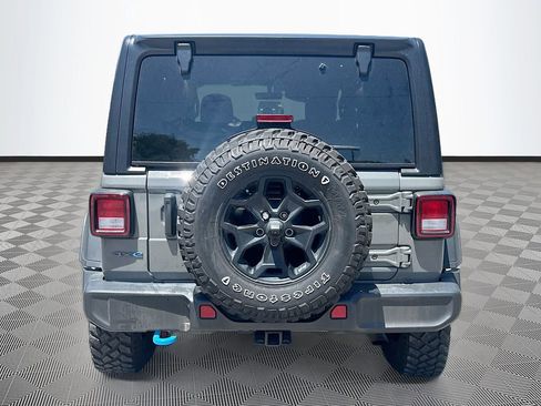 Used 2023 Jeep Wrangler Unlimited w/ Cold Weather Group AWD/4WD image 7