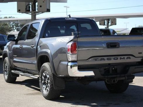 Used 2022 Toyota Tacoma 4x4 Double Cab image 5