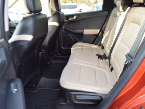 Used 2020 Ford Escape SEL image 26