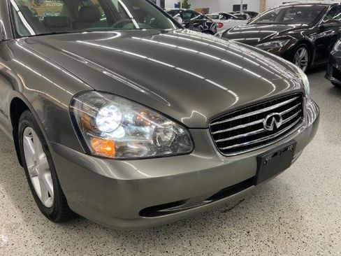 Used 2004 INFINITI Q45 Luxury image 39