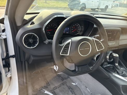 Used 2020 Chevrolet Camaro LT w/ RS Package image 18