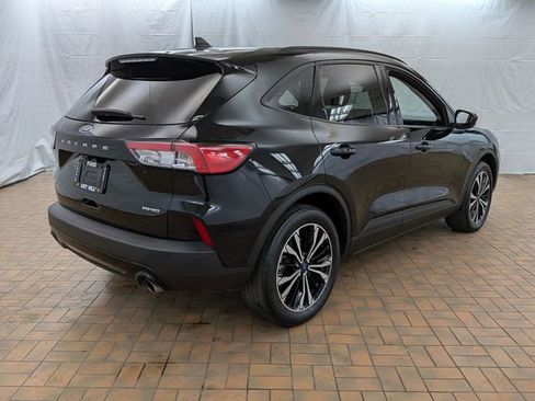 Certified 2022 Ford Escape SE w/ SE Sport Appearance Package image 7