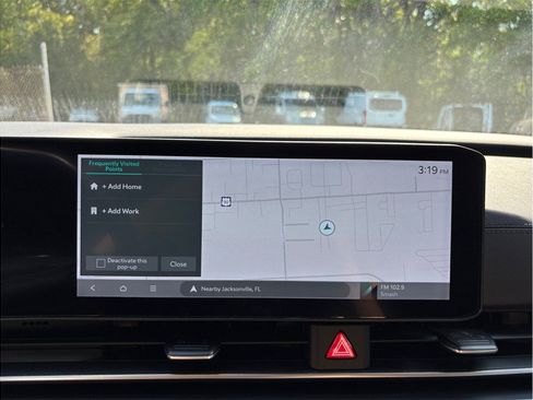 Used 2026 Kia Carnival LXS Hybrid FWD image 29