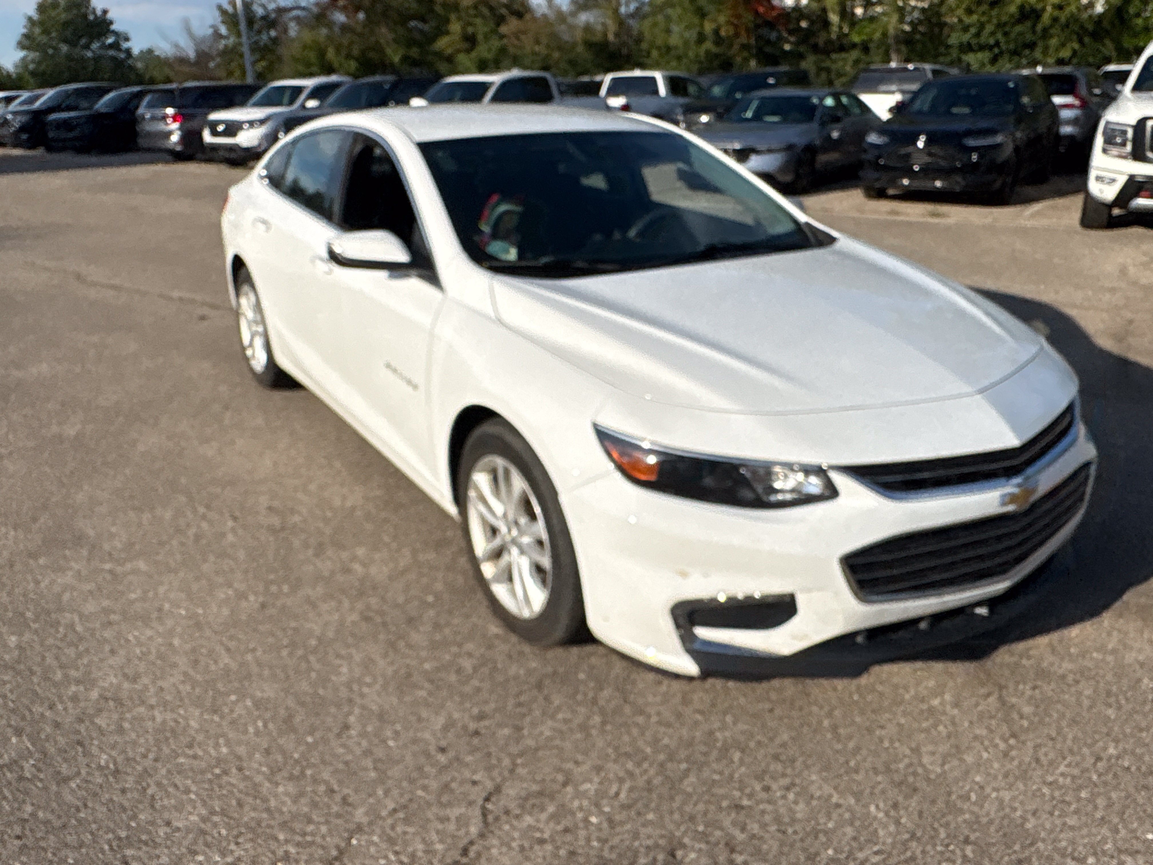 Used 2016 Chevrolet Malibu LT FWD image 16