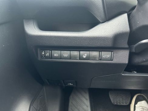 New 2025 Toyota RAV4 XLE w/ Convenience Package image 21