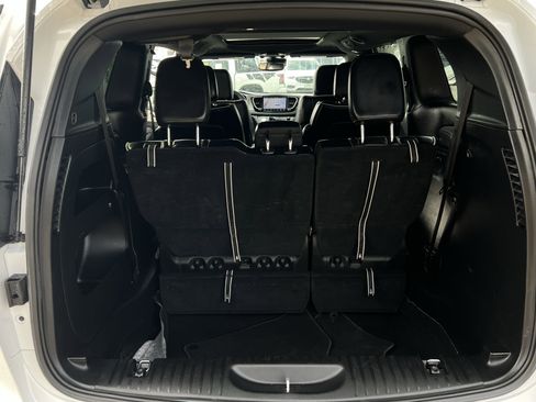 Used 2024 Chrysler Pacifica Limited w/ S Appearance Package image 26