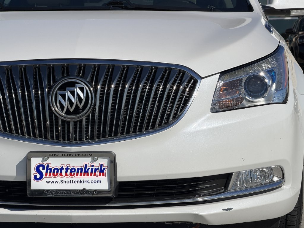 Used 2016 Buick LaCrosse Leather w/ Experience Buick Package FWD image 8
