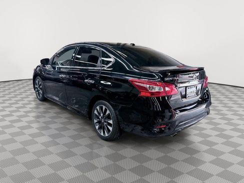 Used 2019 Nissan Sentra SR w/ Premium Package (SR) FWD image 5
