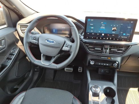 Used 2023 Ford Escape ST-Line w/ Tech Pack #1 AWD/4WD image 17