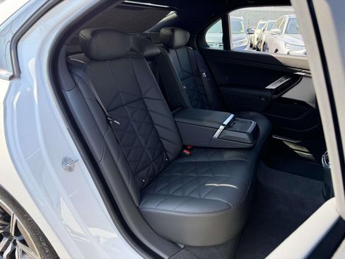 Used 2026 BMW 740i xDrive AWD/4WD image 14