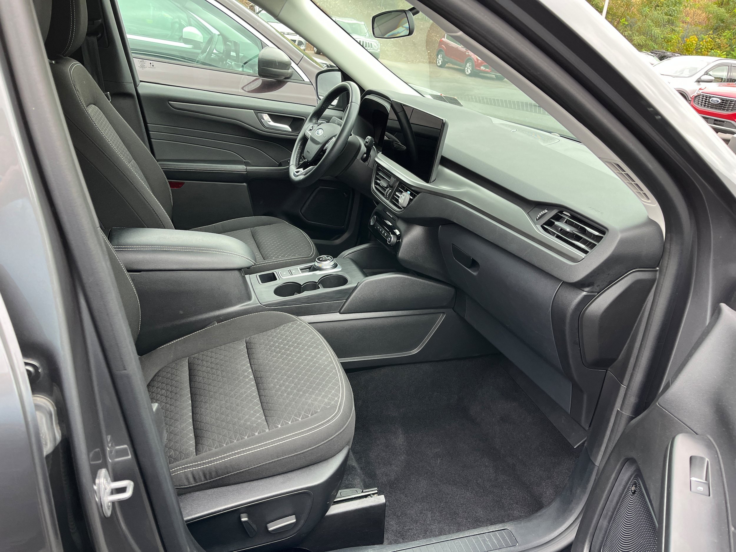 Certified 2023 Ford Escape Active w/ Tech Pack #2 AWD/4WD image 4