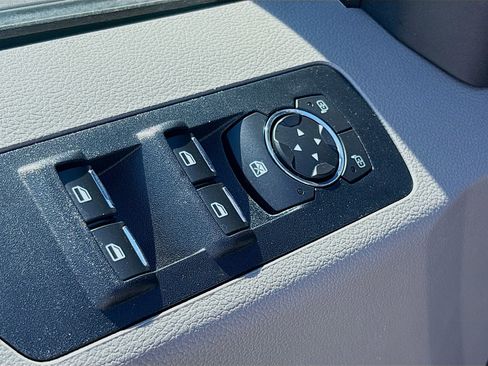 Used 2018 Ford F150 XLT w/ Equipment Group 302A Luxury image 21