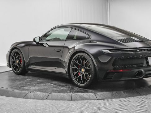 Used 2024 Porsche 911 Carrera S image 5