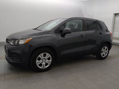 Used 2019 Chevrolet Trax LS w/ Tint and Cruise Package FWD image 2