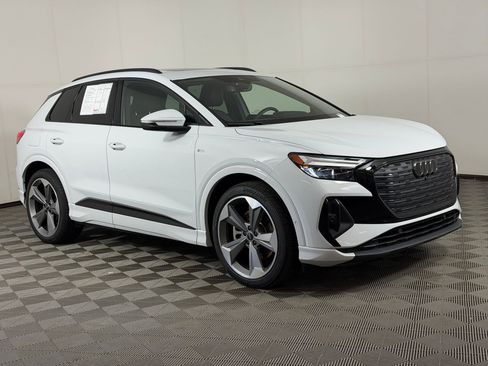 Used 2026 Audi Q4 e-tron Premium Plus w/ Premium Plus AWD/4WD image 7