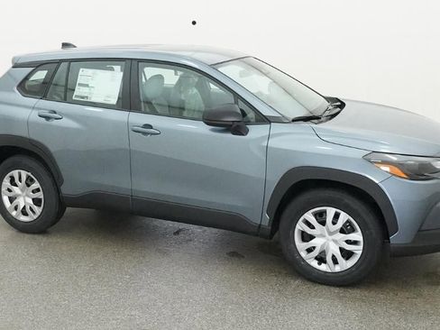 New 2026 Toyota Corolla Cross L FWD image 12
