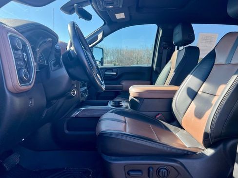 Used 2023 Chevrolet Silverado 2500 High Country w/ Z71 Off-Road Package image 5