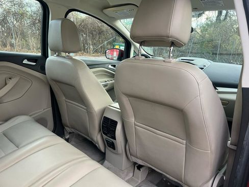 Used 2014 Ford C-MAX Energi SEL w/ Equipment Group 301A FWD image 21