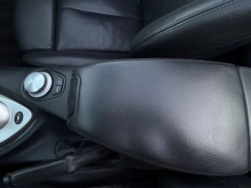Used 2007 BMW M6 Convertible RWD image 34
