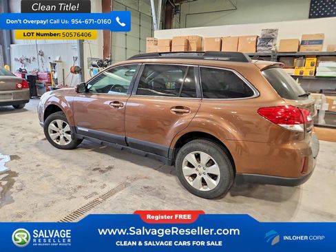 Used 2011 Subaru Outback 2.5i Limited AWD/4WD image 3