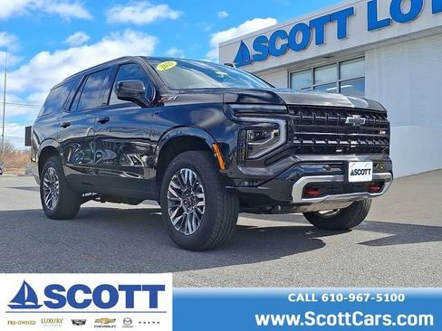 Certified 2025 Chevrolet Tahoe Z71 image 1