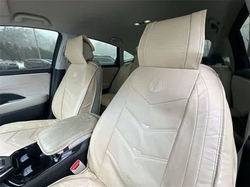 Used 2020 Honda Clarity Touring image 16