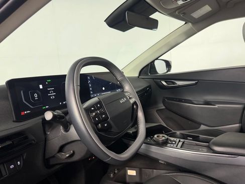Used 2025 Kia EV6 Light RWD image 21
