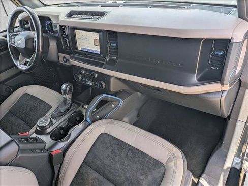 Used 2022 Ford Bronco Wildtrak AWD/4WD image 22