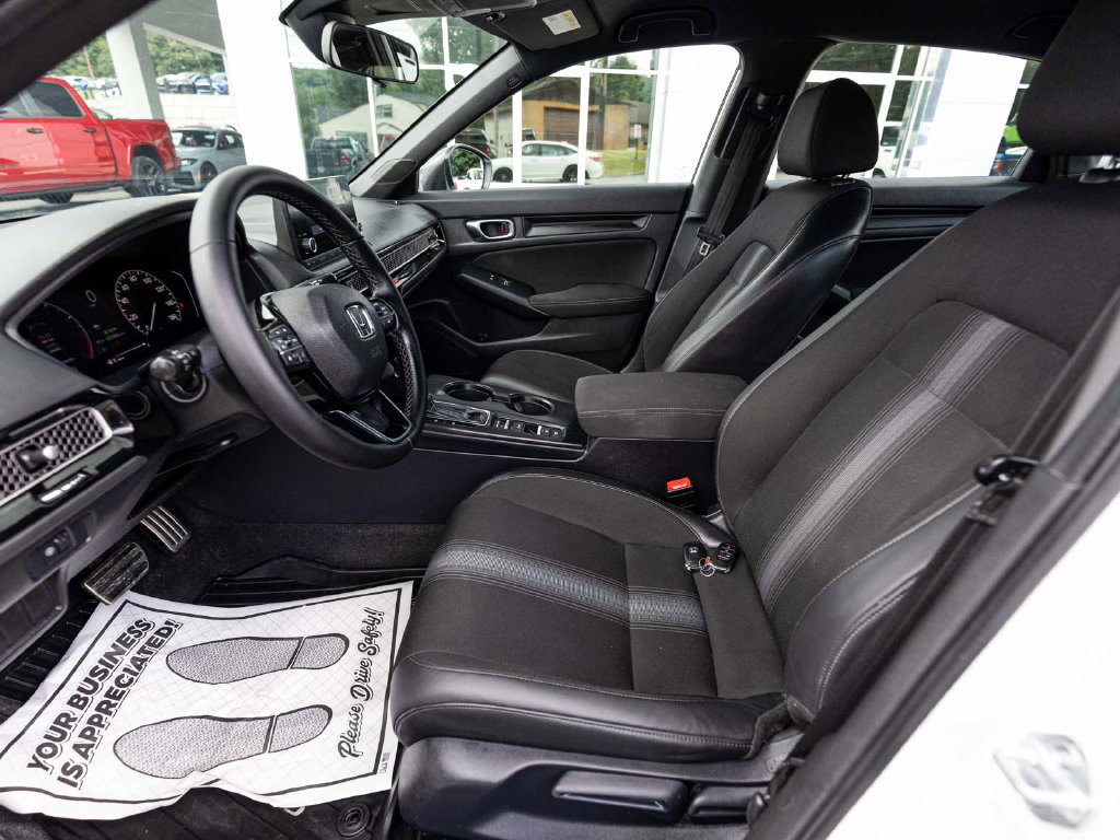 Used 2023 Honda Civic Sport image 29