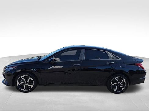 Used 2023 Hyundai Elantra SEL w/ Convenience Package FWD image 5