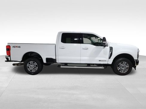 Used 2024 Ford F350 Lariat image 5