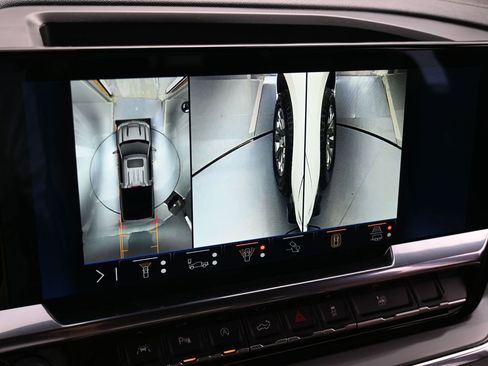 Used 2024 Chevrolet Silverado 1500 High Country image 27