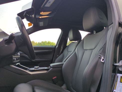 Used 2023 BMW i4 eDrive35 w/ Premium Package RWD image 16