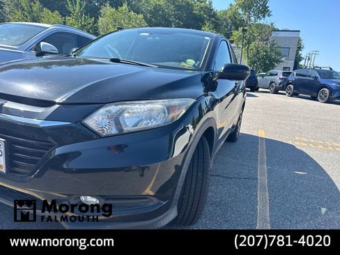 Used 2018 Honda HR-V EX image 3