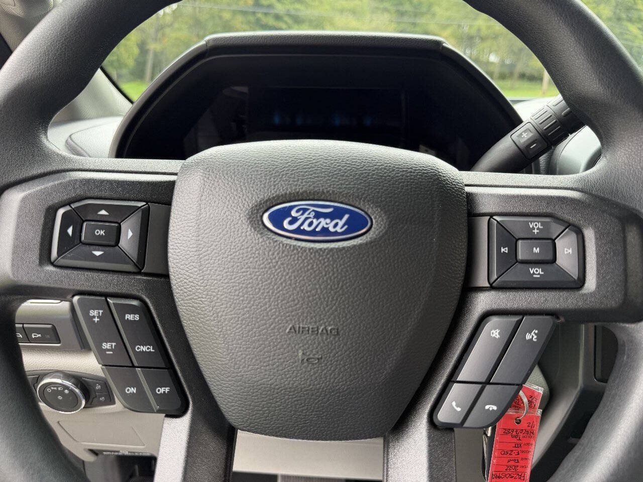 Used 2022 Ford F250 XLT w/ XLT Premium Package AWD/4WD image 24