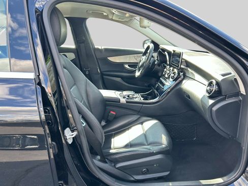 Used 2015 Mercedes-Benz C 300 4MATIC Sedan image 17