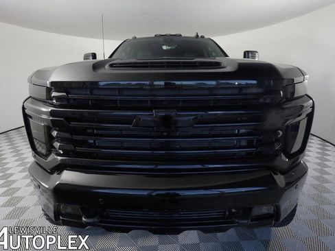Used 2022 Chevrolet Silverado 3500 High Country w/ LPO, Hitch Package image 2
