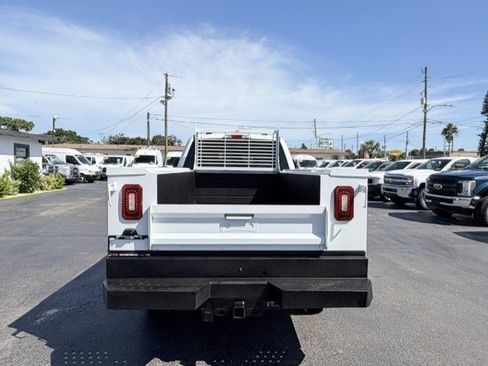 Used 2022 Ford F250 XL w/ Power Equipment Group AWD/4WD image 7