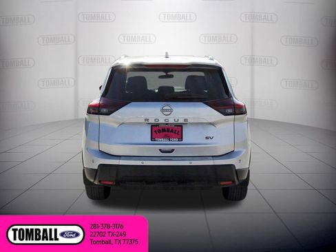 Used 2024 Nissan Rogue SV w/ SV Premium Package FWD image 7