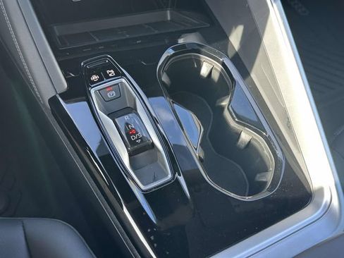 Used 2025 Audi Q5 Premium Plus w/ Premium Plus AWD/4WD image 33