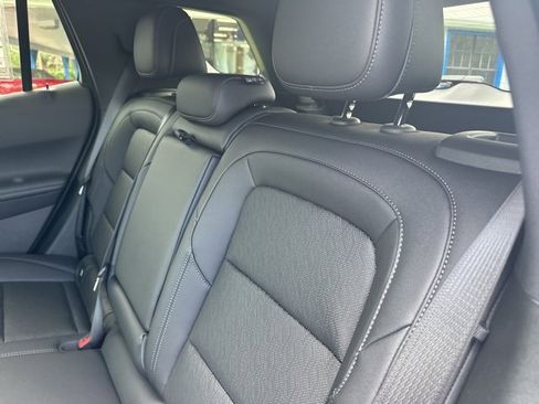 New 2026 Chevrolet Equinox LT w/ Convenience Package II image 34