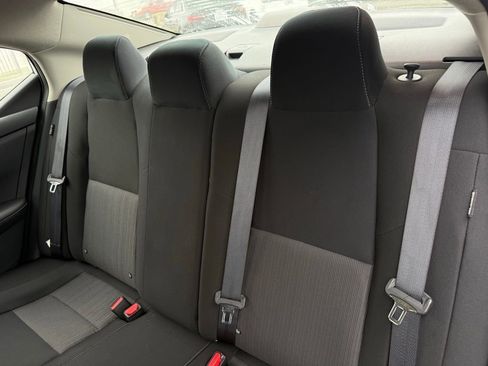 Used 2025 Nissan Sentra SV w/ All-Weather Package image 10