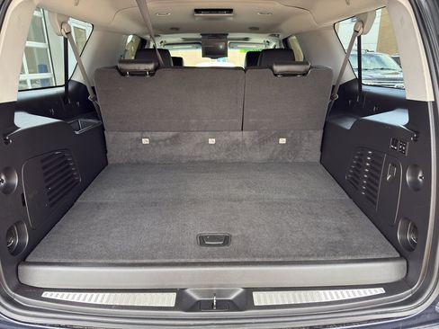 Used 2019 Chevrolet Suburban Premier AWD/4WD image 46