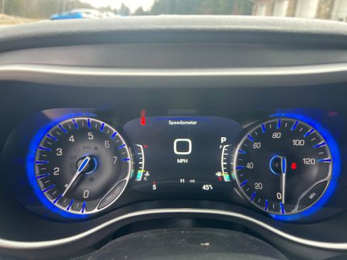 New 2026 Chrysler Pacifica Select image 15