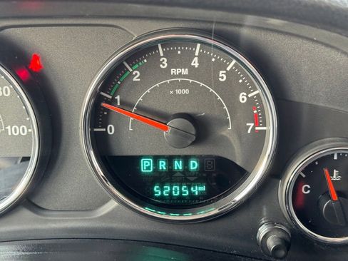 Used 2018 Jeep Wrangler Unlimited Sahara image 28